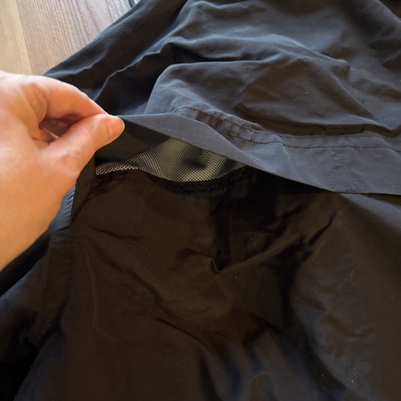 Goodfellow & Co. Men's Windbreaker Rain Jacket Water Resistant Black Large - Picture 9 of 9